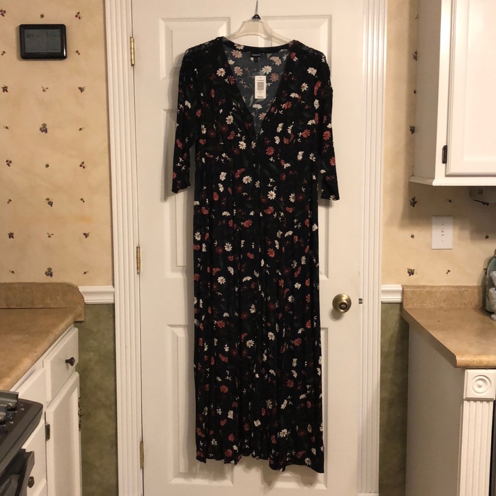 Torrid size 1 maxi dress